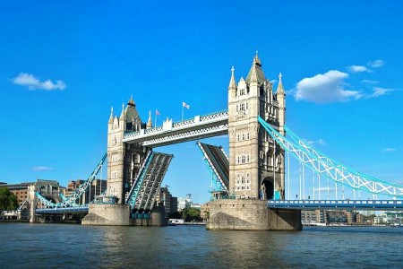 Tower Bridge - London