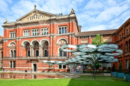 Victoria & Albert Museum - London