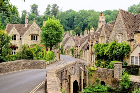 Day Trip to Cotswolds from London