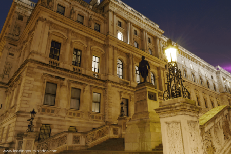 HM Treasury - Leading Tours London - by Night