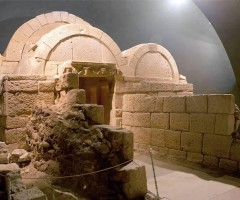 Thracian Tombs - Sveshtari - Tour of Bulgaria