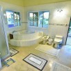 Inn Paradise Villa - bathroom
