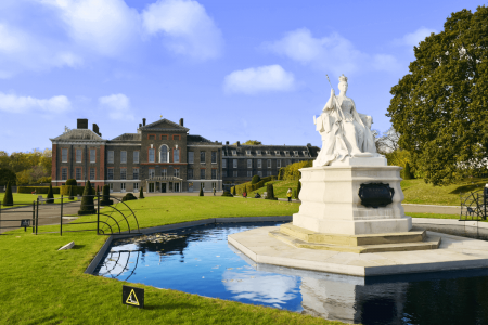 Tour of Kensington Gardens - London