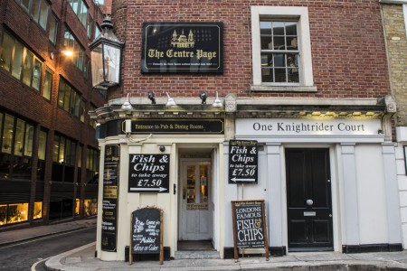 The Centre Page Pub outside - Historic Pubs Tour in London